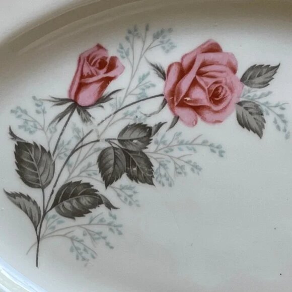 VTG Taylor Smith Taylor Pink Roses, BlueGray Leaves, Bowl w/Lid, Snack Tray 8.5” - Picture 2 of 15